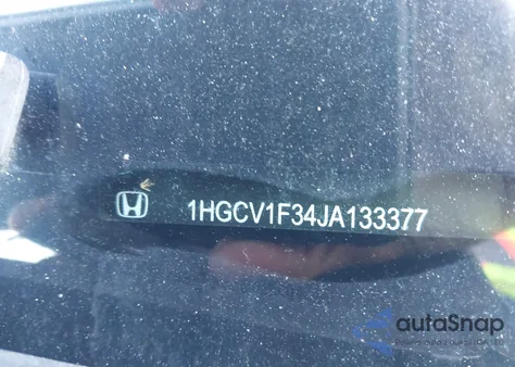 2018 Honda Accord Sport z USA, uszkodzony, nr VIN 1HGCV1F34JA133377